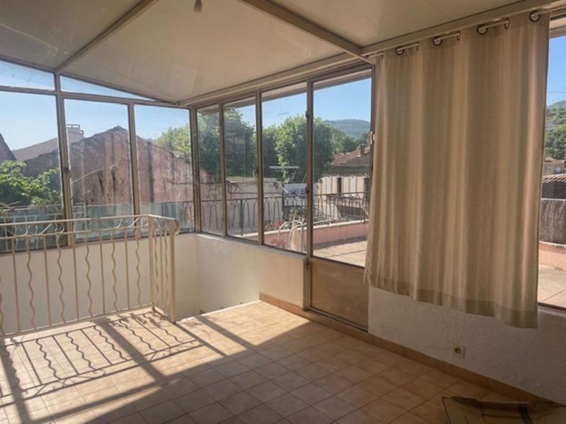 Maison - 178 m² - 8 pièces