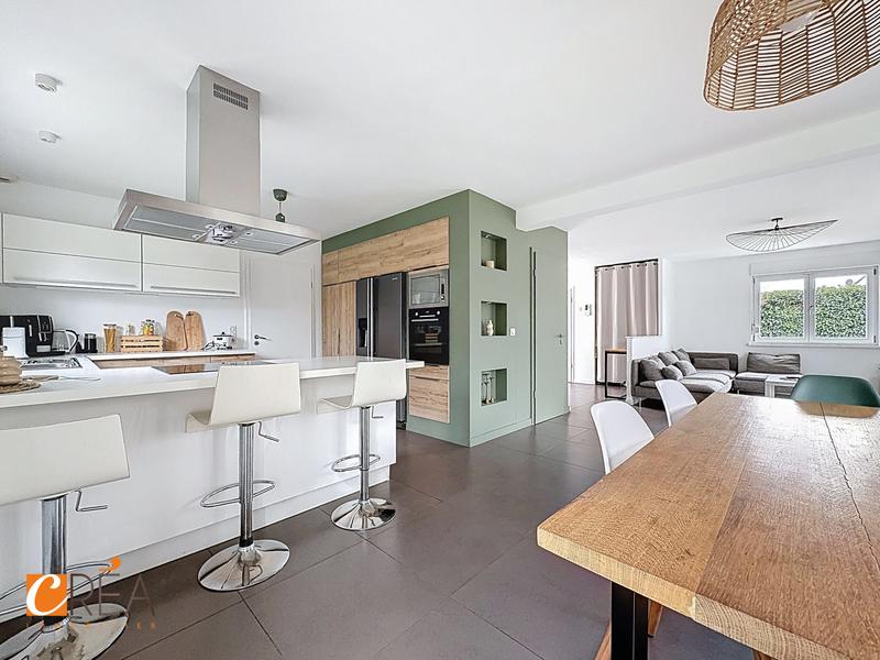 Maison - 150 m² - 6 pièces