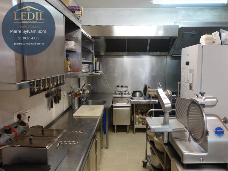 Divers - 187 m² - 1 pièce