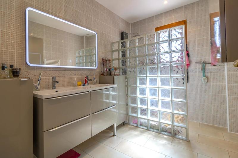 Maison - 124 m² - 7 pièces