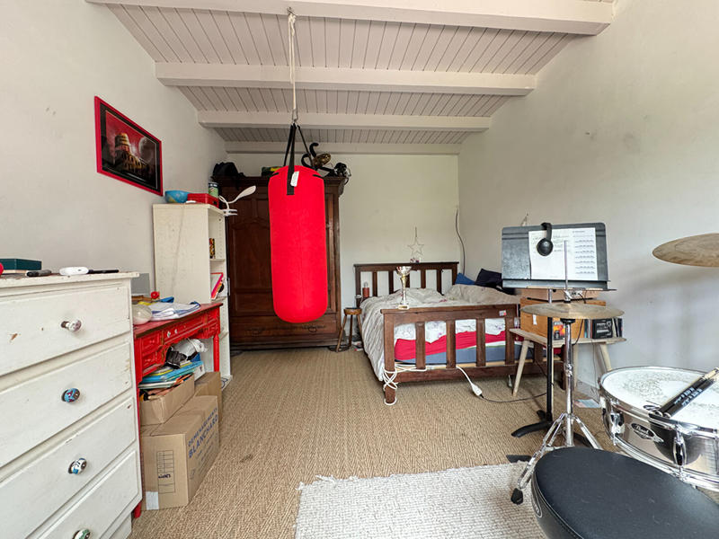 Maison - 220 m² - 7 pièces