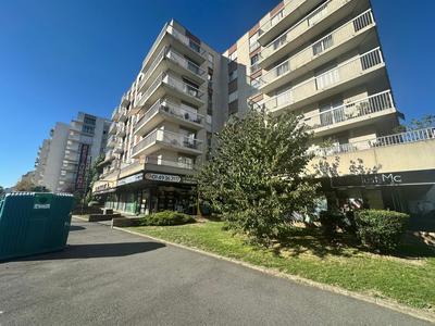 Appartement - 72 m² - 4 pièces