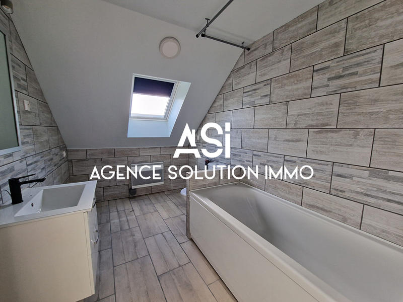 Maison - 198 m² - 9 pièces