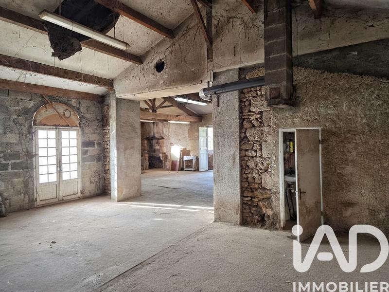 Maison - 190 m² - 2 pièces