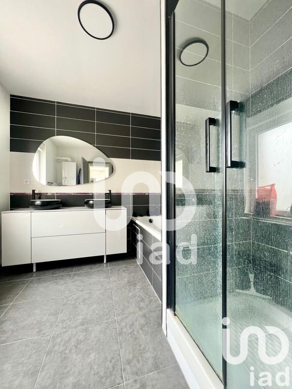 Maison - 88 m² - 4 pièces