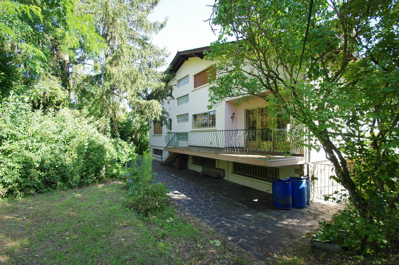 Maison - 287 m² - 10 pièces