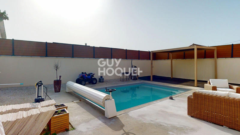 Maison - 95 m² - 4 pièces