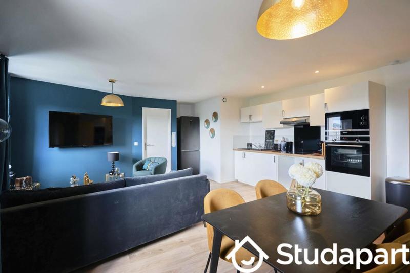 Chambre - 15 m² - 1 pièce