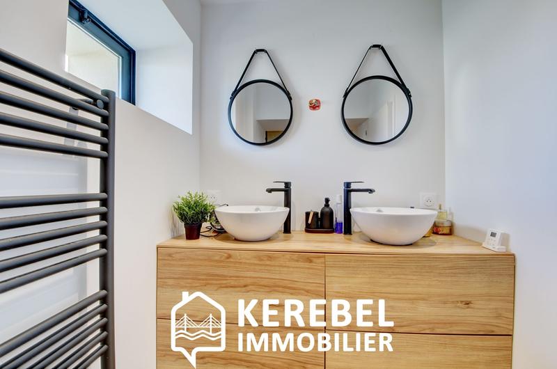 Maison - 99 m² - 5 pièces