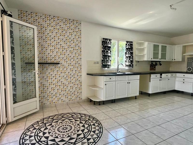 Appartement - 127 m² - 4 pièces