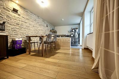 Maison - 83 m² - 6 pièces