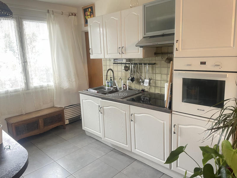 Maison - 106 m² - 6 pièces