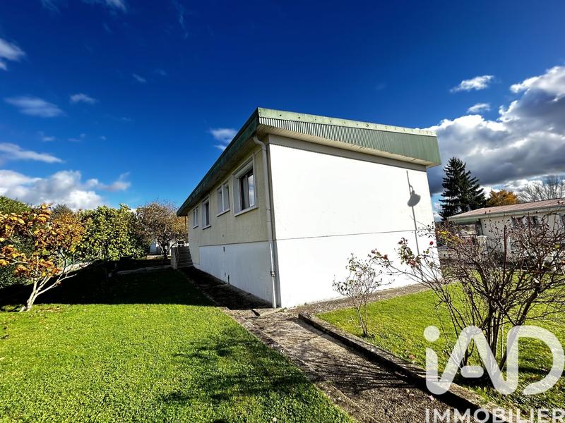 Maison - 90 m² - 4 pièces