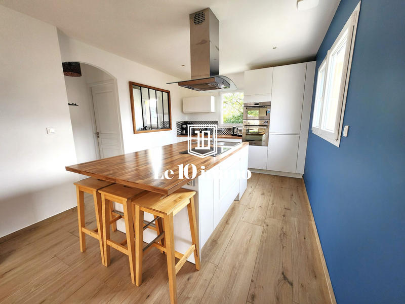 Maison - 180 m² - 7 pièces