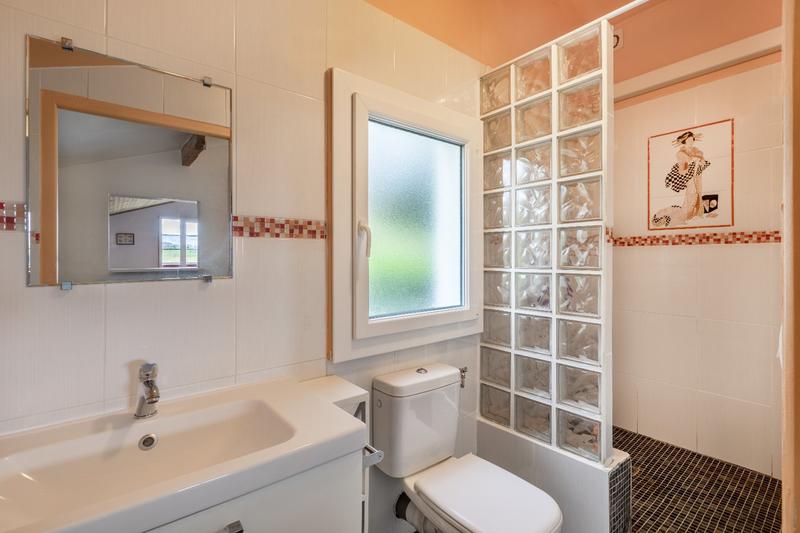 Maison - 226 m² - 8 pièces