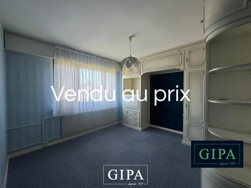 Maison ancienne - 212 m² - 7 pièces