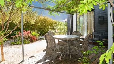 Maison - 215 m² - 10 pièces