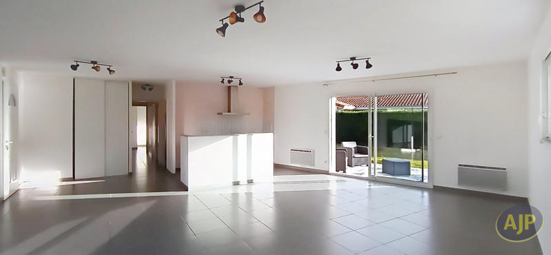 Maison - 107 m² - 5 pièces