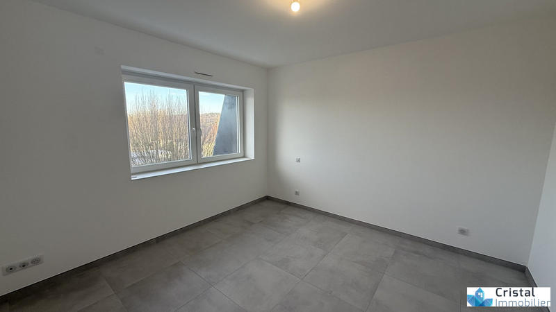 Appartement - 100 m² - 4 pièces