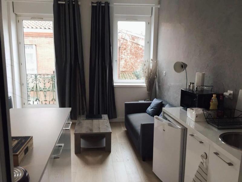 Studio - 25 m² - 1 pièce