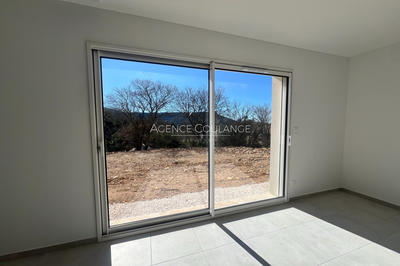 Villa - 100 m² - 5 pièces