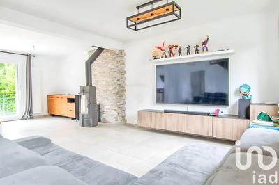 Maison - 138 m² - 7 pièces