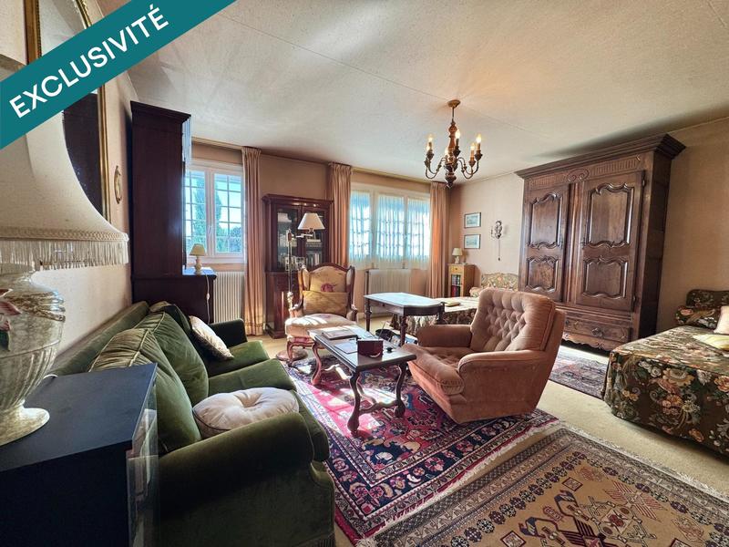 Maison - 235 m² - 9 pièces