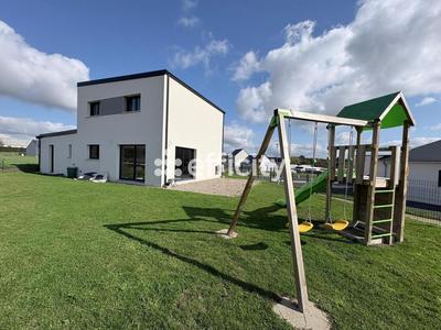 Maison - 120 m² - 6 pièces