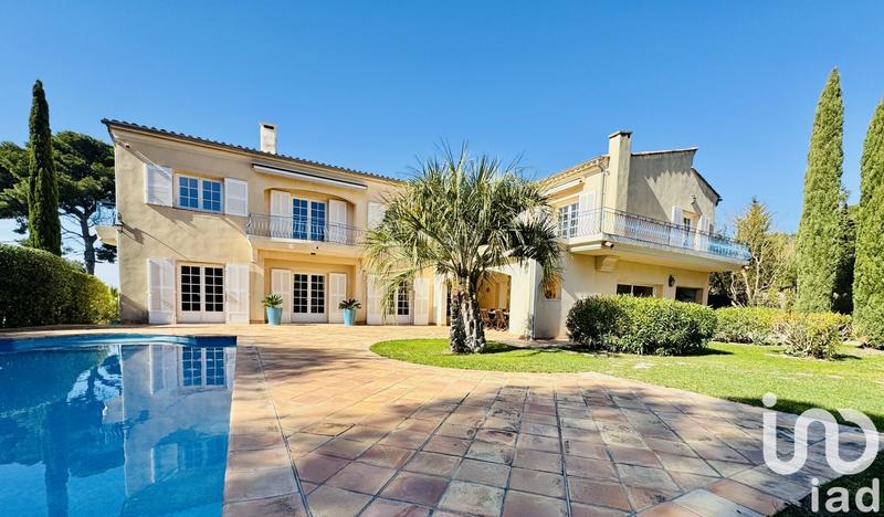 Maison - 350 m² - 8 pièces