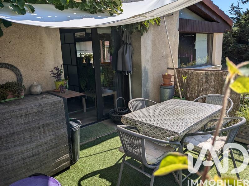 Maison - 425 m² - 11 pièces