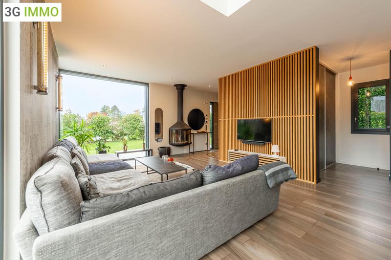 Villa - 222 m² - 5 pièces