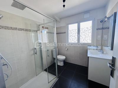 Appartement - 60 m² - 2 pièces