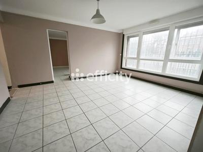 Appartement - 75 m² - 4 pièces