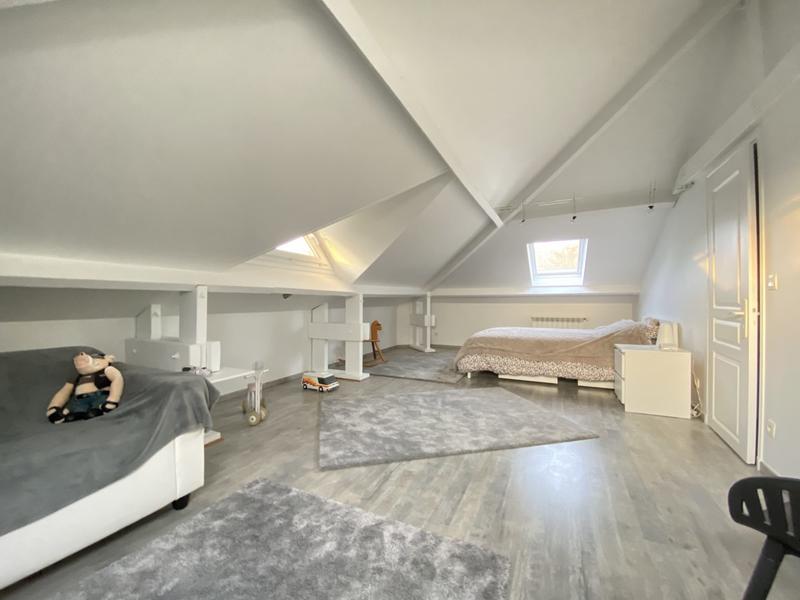 Villa - 183 m² - 7 pièces