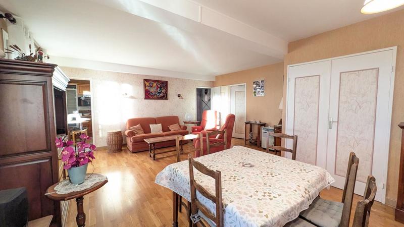 Appartement - 68 m² - 5 pièces