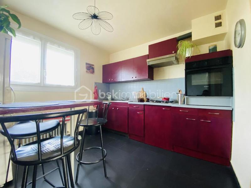 Maison traditionnelle - 104 m² - 6 pièces