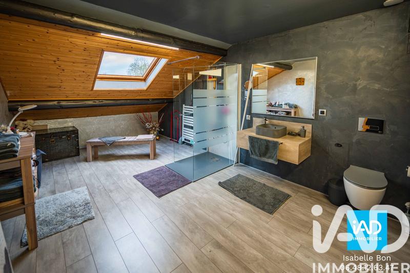 Maison de village - 321 m² - 8 pièces
