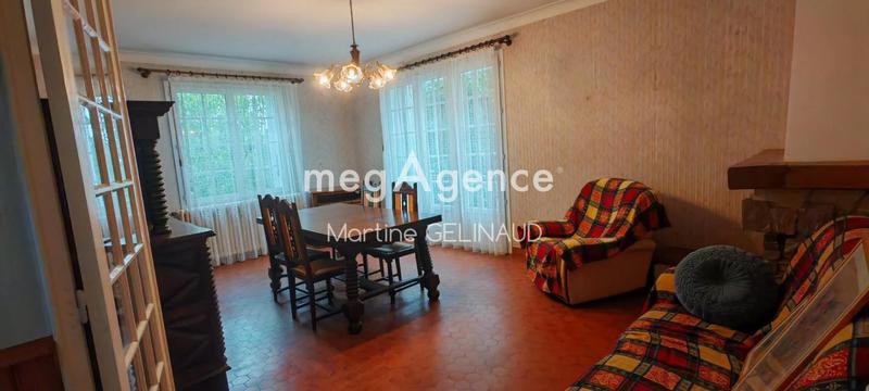 Maison - 171 m² - 8 pièces