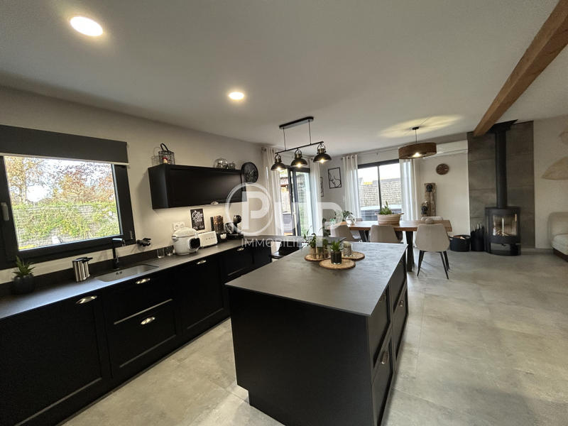 Maison - 127 m² - 5 pièces