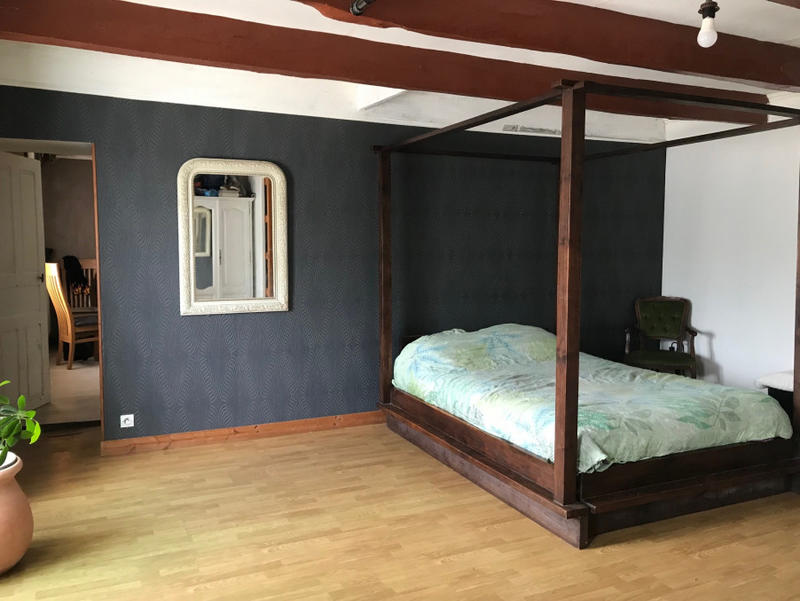 Maison - 340 m² - 13 pièces