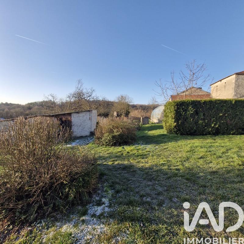 Maison - 234 m² - 8 pièces