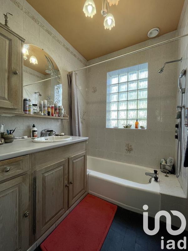 Maison - 137 m² - 6 pièces