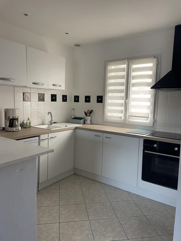 Maison traditionnelle - 90 m² - 4 pièces