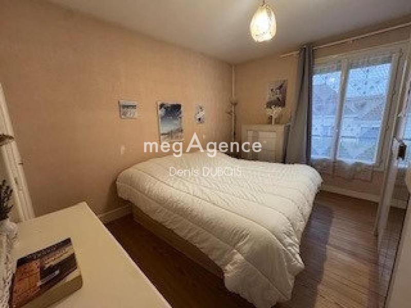 Maison traditionnelle - 97 m² - 5 pièces