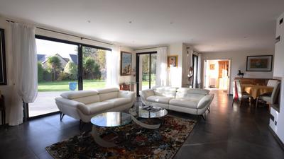 Villa - 199 m² - 7 pièces