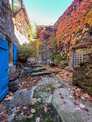 Maison en pierre - 109 m² - 6 pièces