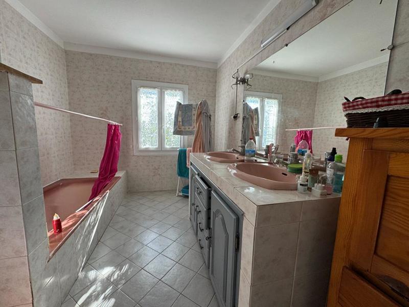 Maison - 170 m² - 6 pièces