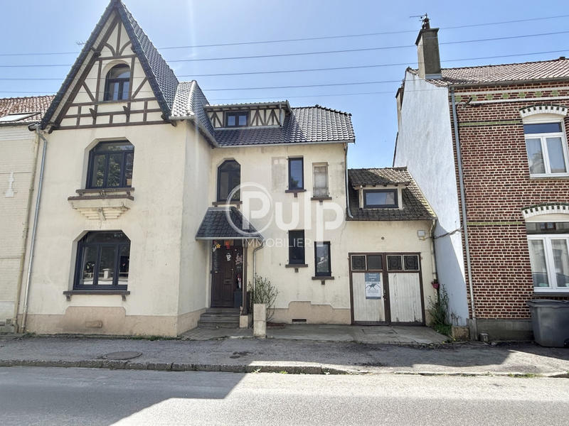 Maison - 150 m² - 5 pièces