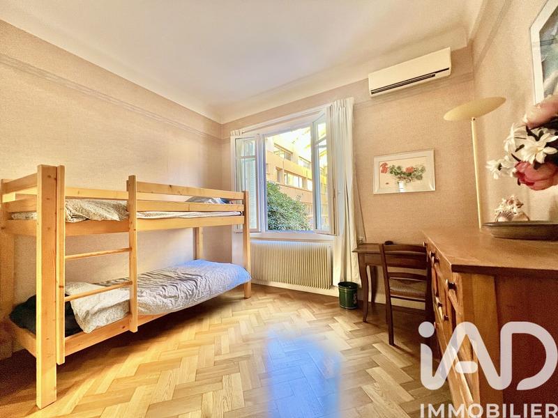 Appartement - 92 m² - 4 pièces