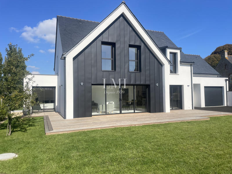 Maison contemporaine - 162 m² - 6 pièces